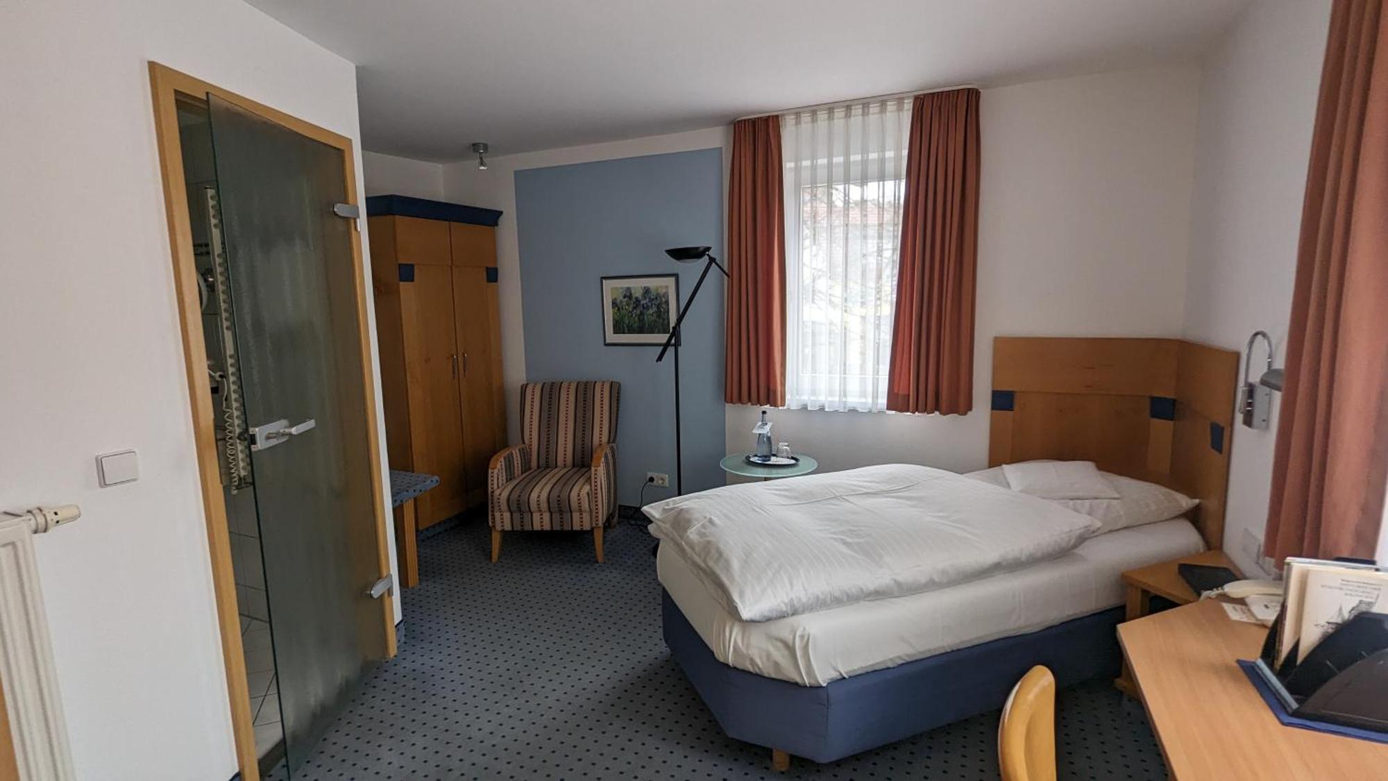 Hotel Gasthof Lang Балинген Экстерьер фото